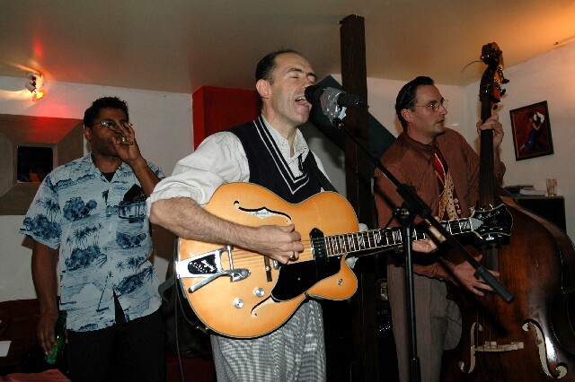 min 2006 12 05 latino 102